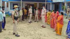 Panchayat Chunav का तीसरा फेज, देखिए Meerut में कैसे हो रहा है सोशल डिस्टेंसिंग का पालन ?