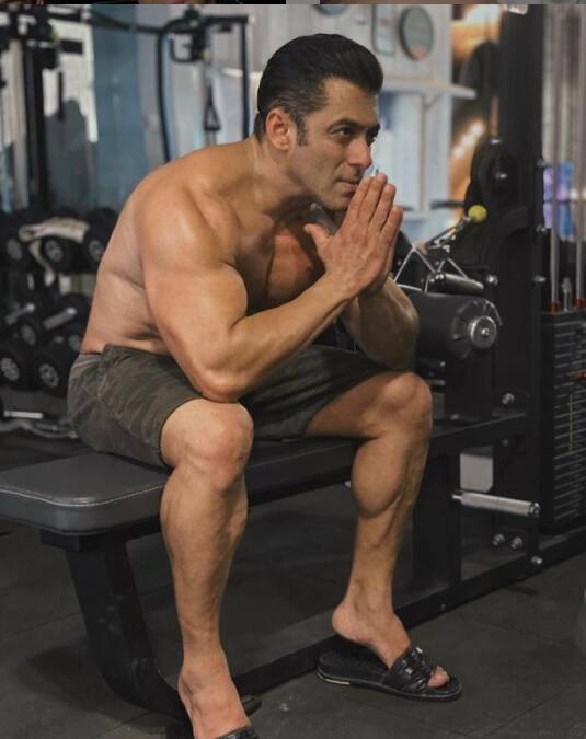 করোনা চিকিৎসার জন্য দিন রাত খাটছেন চিকিৎসক স্বাস্থ্য কর্মীরা। এবার চিকিৎসক, নার্স, পুরসভার কর্মী, প্রশাসন সহ ৫ হাজার করোনা যোদ্ধার হাতে খাবাররে প্যাকেট পৌঁছে দেওয়ার উদ্যোগ নিলেন সলমন খান।