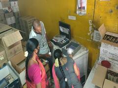 ஊரடங்கை பயன்படுத்தி டாஸ்மாக் கடையில் ரூ.10 லட்சம் மற்றும் மதுபாட்டில்கள் கொள்ளை