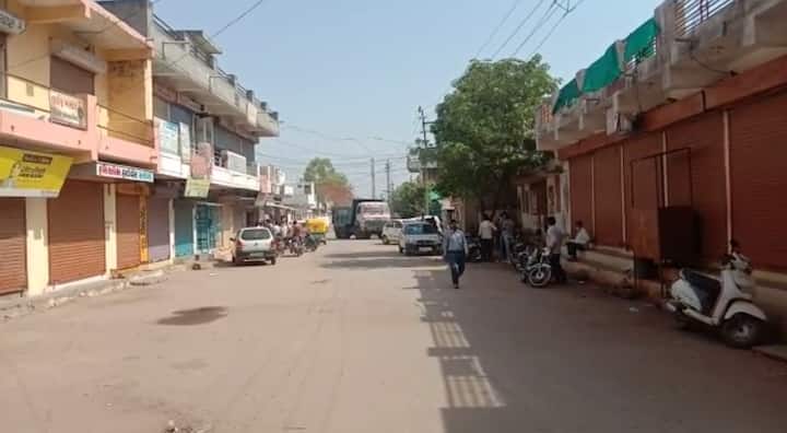 Seven people died of corona in twenty-four hours in the village of Tintoi in Modosa ઉત્તર ગુજરાતના આ ગામમાં એક સાથે 7 લોકોના કોરોનાથી નોત થતા ખળભળાટ, બજારો સ્વયંભૂ બંધ