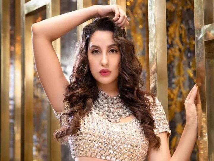 Nora fatehi viral most funny video watch viral video here Nora Fatehi ने एक बार फिर दिखाया अपने डांसिंग मूव्स से ग्लैमरस अंदाज, डांस पार्टनर के साथ दिखी एक्ट्रेस