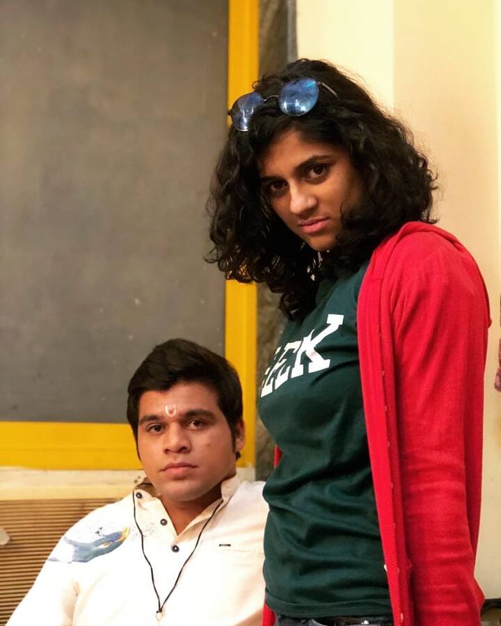 दोघांनीही आपल्या अकाउंटवर फोटो शेअर न करता केवळ स्टोरीवरुन ही माहिती चाहत्यांना दिली आहे.