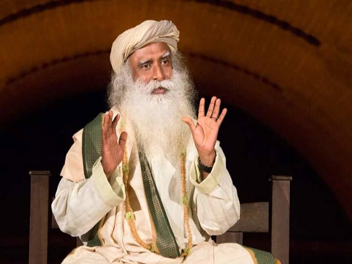 Sadhguru come forward to give eight isha schools for covid treatment ward ஈஷா வித்யா பள்ளிகளை கொரோனா சிகிச்சைக்காக அரசுக்கு அளிக்கிறோம் - ஜக்கி வாசுதேவ்