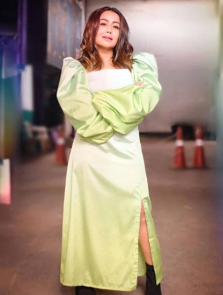 नेहा ने ये थ्रोबैक तस्वीरें शेयर करते हुए बताया है कि ये उसी शहर की तस्वीरें हैं, जहां उनका जन्म हुआ और वो वाकई काफी लकी हैं. इन तस्वीरों को काफी पसंद किया जा रहा है. (फोटो - सोशल मीडिया)