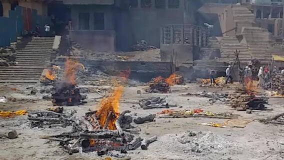 कोरोना से मौत के सरकारी आंकड़ों का सबसे बड़ा 'झूठ' | सनसनी