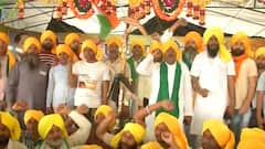 कोरोना Vaccine से क्यों भाग रहे किसान? जान पर भारी न पड़ जाए किसान आंदोलन!