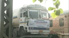 Delhi: Oxygen being taken to hospitals | Ground Report