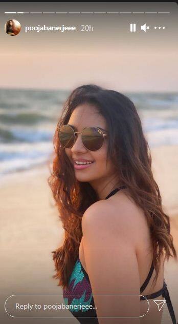 पूजा बनर्जी ने ये तस्वीर अपने इंस्टा स्टोरी में शेयर की है. इसमें वह काफी खुश नजर आ रही हैं क्योंकि ये ट्रिप उनके लिए बेहद खास है.