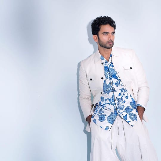 கதைப்போமா கதைப்போமா கதைப்போமா ஒன்றாக நீயும் நானும்தான் கதைப்போமா கதைப்போமா