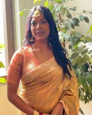 ‘इमली’ में भी किरण के काम की खूब तारीफ की जाती है. भले ही वो शो में इमली की मां बनी है लेकिन अपनी एक्टिंग के जरिए वो लोगों को अपना दीवाना बनना जानती है.