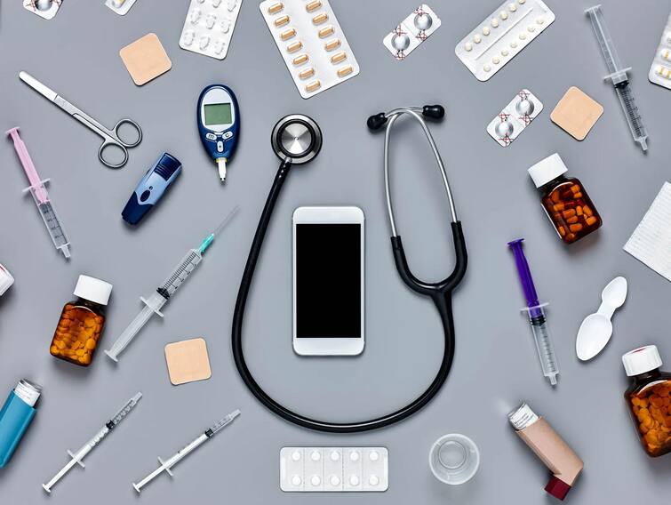 Amid rising corona cases, sharp rise in medical equipment prices, increased sales of thermometers કોરોનાના કહેરની વચ્ચે દર્દીઓને પડ્યા પર પાટુ, મેડિકલ સાધનોના ભાવમાં ધરખમ વધારો, થર્મોમિટરનું વેચાણ વધ્યું