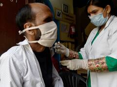 Coronavirus: लसीकरणाचा वेग मंदावल्यास कोरोनाच्या तिसऱ्या लाटेचा सामना करावा लागेल, तज्ज्ञांचा इशारा