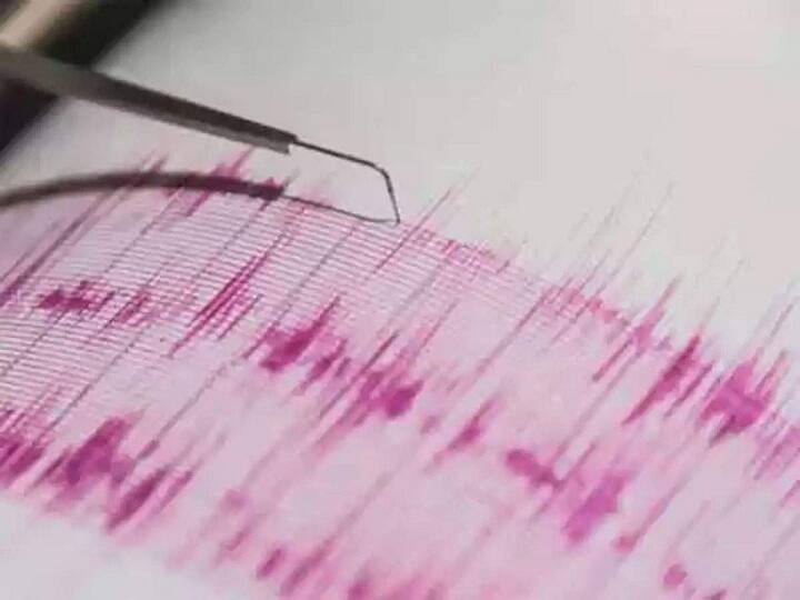 Earthquake in Bihar: Earthquake tremors felt in many districts of Bihar, people moved out of their homes ann Earthquake in Bihar: बिहार के कई जिलों में महसूस किए गए भूकंप के झटके, घर से बाहर निकले लोग