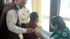 बड़ी बहस: क्या सिर्फ विपक्ष के लिए वैक्सीन की कमी या फिर वाकई संकट की स्थिति? | हुंकार | 28 April