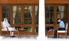 पीएम मोदी ने भारतीय वायु सेना की कोरोना ऑपरेशन की समीक्षा की, दिए ये निर्देश