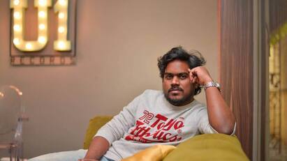 Music director Yuvan shankar raja gave the best reply to the hater in facebook Yuvan Shankar Raja on FB : வைரலாகும் யுவன் ஷங்கர் ராஜா ஸ்டேடஸ்.. போற்றப்படும் நேர்த்தியான பதில்கள்..