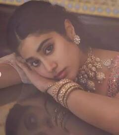 मोनोकिनीनंतर जान्हवी कपूरचा पारंपरीक अवतार; पहा फोटो