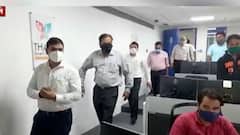 Thane Covid War Room : ठाणे पालिका आयुक्तांची वॉर रुमला भेट, तीन सत्रांमध्ये 24 तास कर्मचारी कार्यरत