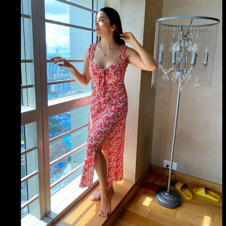 (Photo Credit : @nehhapendse/Instagram)