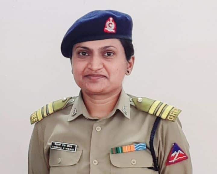 Vaishali Hiwase From Wardha Becomes First Woman To Be Appointed Officer Commanding In BRO Vaishali Hiwase From Wardha Becomes First Woman To Be Appointed Officer Commanding In BRO Vaishali Hiwase From Wardha Becomes First Woman To Be Appointed Officer Commanding In BRO