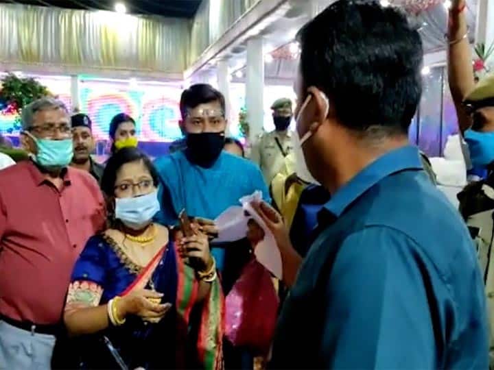 West Tripura DM Shailesh Yadav Suspended for disrupting wedding ceremony ANN त्रिपुरा: मैरिज हॉल में बदतमीजी करने वाले डीएम शैलेश यादव पर गिरी गाज, हो गए सस्पेंड