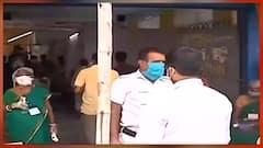 West Bengal Election 2021: আকারে ছোট বুথ, করোনা আবহে মানিকতলায় গাদাগাদি করে ভোটগ্রহণ, শিকেয় দূরত্ববিধি