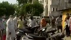 Ahmedabad: શહેરમાં વેક્સિનેશન અંગે પ્રજા જાગૃત પણ તંત્ર ઘોર નિંદ્રામાં, જુઓ વીડિયો