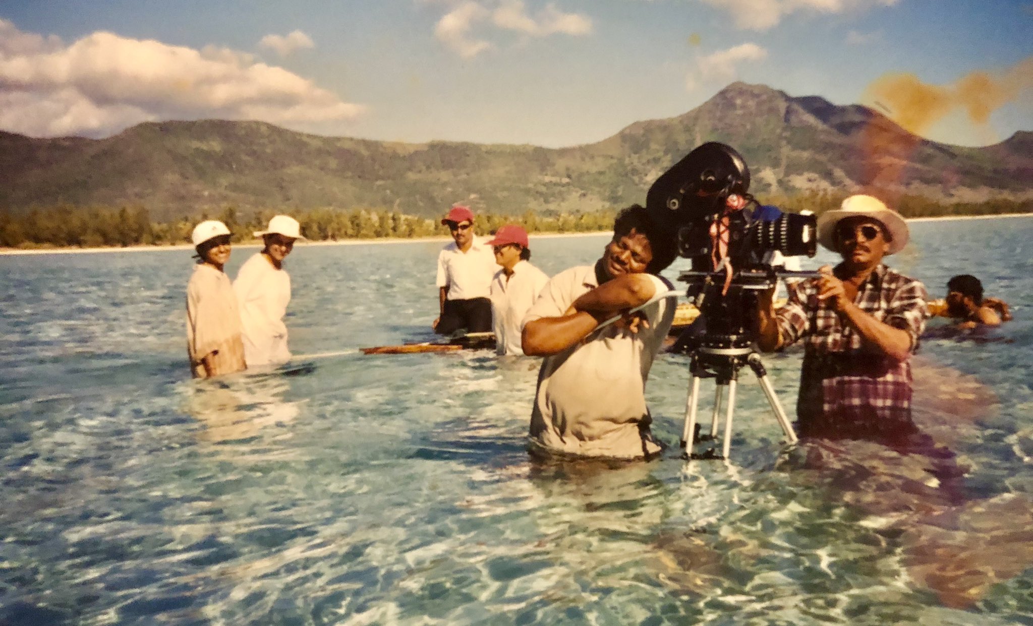 Life of Director KV Anand  | ‛ஒரு ட்ரெக்கிங்கில் தொடங்கிய கேமரா சகாப்தம்…!’ – கே.வி.ஆனந்த் நினைவுக் குறிப்புகள்