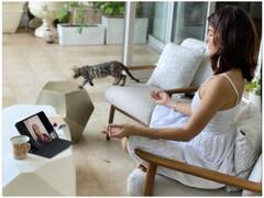 Coronavirus: जैकलीन फर्नांडीज योग के प्राणायाम पर जोर क्यों देती हैं? बताई ये वजह