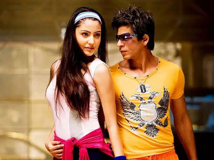 इस फिल्म से अनुष्का रातों रात छा गई थीं. और इंडस्ट्री में उनका करियर चल पड़ा था. लेकिन इस फिल्म की रिलीज से काफी पहले एक शख्स ऐसा भी था, जिसने अनुष्का शर्मा को कह दिया था- तुम ज्यादा सुंदर नहीं हो. (फोटो - सोशल मीडिया)