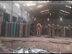 Kanpur के Oxygen Plant में सिलिंडर फटा, एक कर्मचारी की मौत