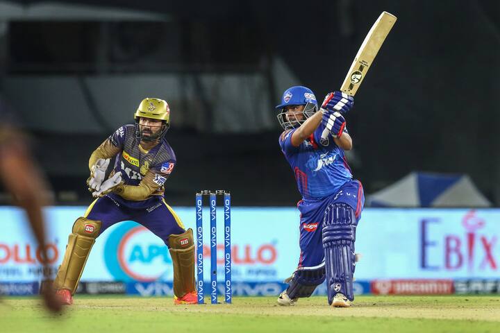 Prithvi Shaw hammered 6 fours off Shivam Mavi's over, which was also the first over of Delhi Capitals' innings. After hitting Mavi for consecutive 6 fours, Shaw became the first player in IPL history to do so in the first over of an innings. (Photo: PTI) 