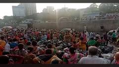 Rasta Roko | पोलिसांच्या मारहाणीत तरुणाचा मृत्यू झाल्याचा आरोप, मुंबईत रास्तारोकोचा प्रयत्न