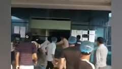 Meerut: मेडिकल कॉलेज में कर्मचारी और डॉक्टर्स में मारपीट, प्रिंसिपल ने लगाए लापरवाही के आरोप | Khabrein Tabadtod