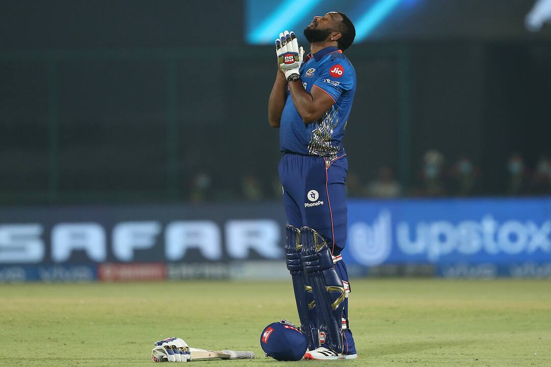 IPL 2021, MI vs CSK: Mumbai Indians Win By 4 Wickets, Chase Down Record Breaking 219 Runs IPL 2021, MI vs CSK: Mumbai Indians Win By 4 Wickets, Chase Down Record Breaking 219 Runs