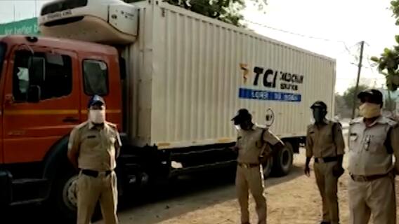 मध्य प्रदेशमधील नरसिंहपूर येथे कोरोना प्रतिबंधक लशींनी भरलेला ट्रक आढळला, बेपत्ता चालकाचा शोध सुरू