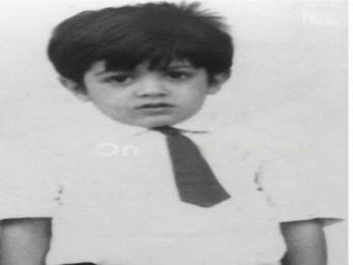 சிறுவனாக அதே புத்துணர்ச்சி உடன் பாலகன் அஜித்