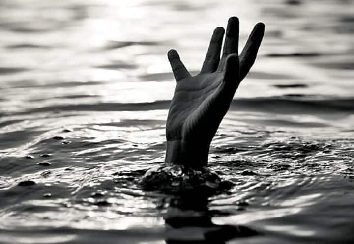 Maharashtra: Four Children Drowned In Beed's Georai Beed: वाळू उपशामुळे खड्डा झालेल्या पाण्यात बुडून चार मुलांचा दुर्देवी मृत्यू