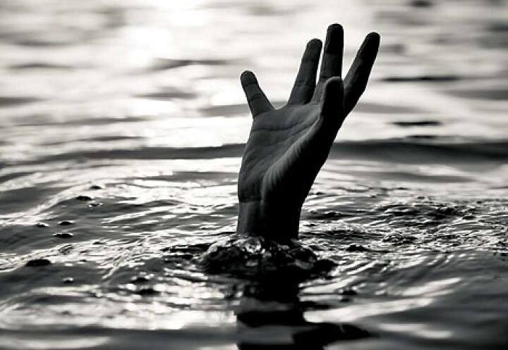 Khammam sagar canal three drowned who are from kerala Khammam: ఖమ్మంలో విషాద ఘటన... సాగర్ కాలువలో ముగ్గురు యువకులు గల్లంతు
