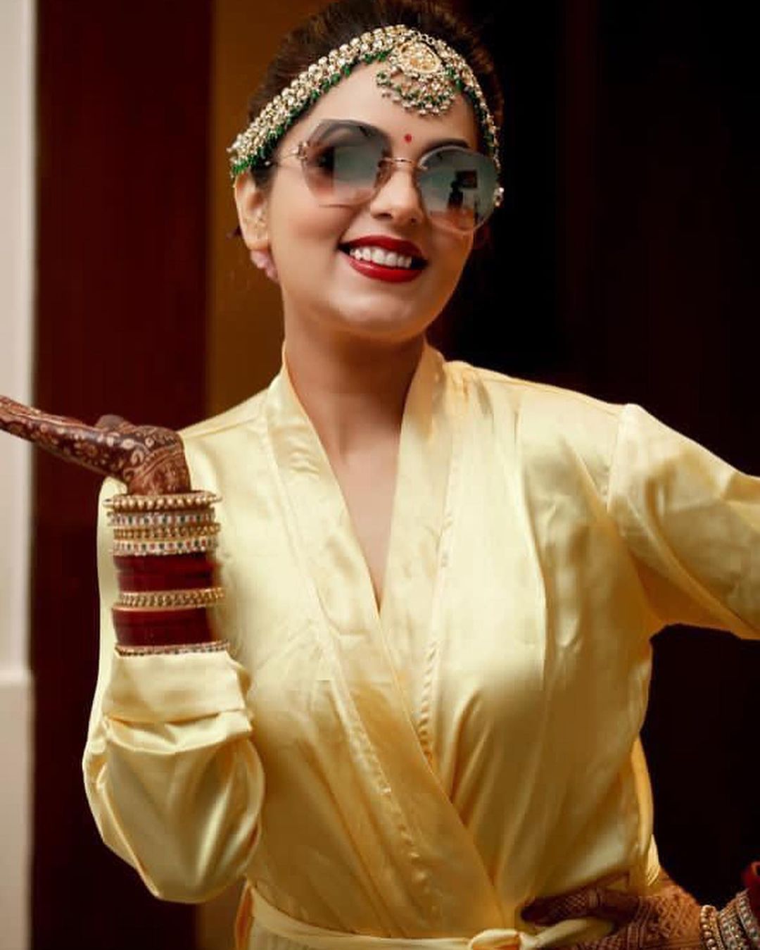 The Kapil Sharma Show' Fame Sugandha Mishra Plans To Wear A 10 Kg 'Lehenga'  On Her Shaadi [Details]
