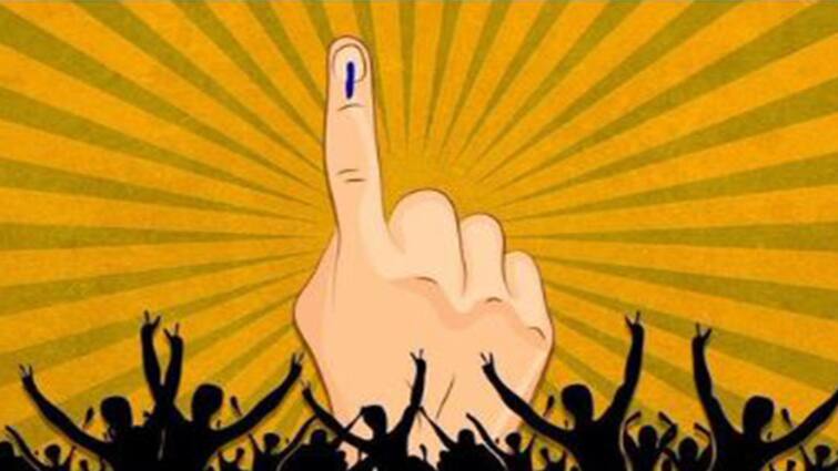 maharashtra state election commission voter list registration facility through true voter mobile app Voter Registration : मतदार यादीत नाव नाही?; टेन्शन घेऊ नका, आता  मोबाईलवरून करा नोंदणी
