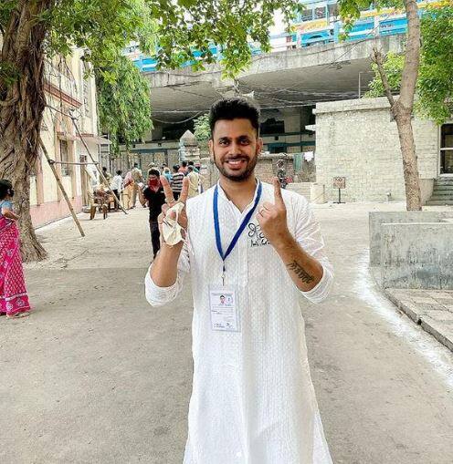 Manoj Tiwary Election Result: Cricketer and TMC Candidate Manoj Tiwary wins From shibpur seat Manoj Tiwary Election Result: पूर्व क्रिकेटर मनोज तिवारी ने हासिल की बंपर जीत, BJP उम्मीदवार को 32 हज़ार से ज्यादा वोटों से हराया