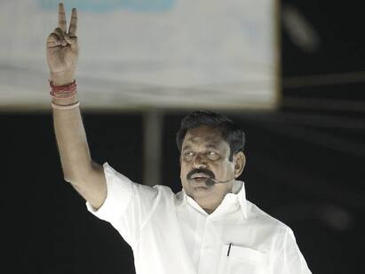 Palanisamy leads Edapaddi Constituency by a big margin TN Elections 2021: பெரிய வித்தியாசத்தில் முன்னிலை.. எடப்பாடியில் மாஸ் காட்டும் பழனிசாமி..
