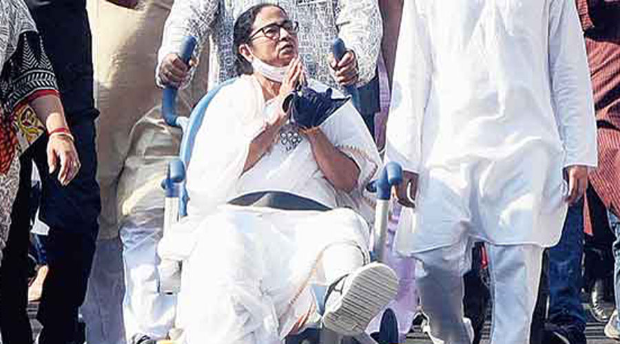 Mamata Abandons Wheelchair After Riding Back To Power In West Bengal