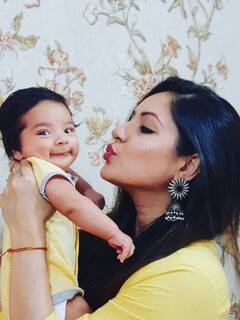 Puja Banerjee Son Krishv Photos: तैमूर अली खान को कड़ी टक्कर देता है पूजा बनर्जी का बेटा, देखिए क्यूटनेस से भरी ये तस्वीरें