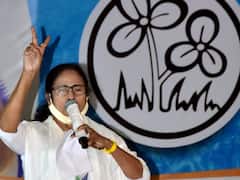 5 मई को मुख्यमंत्री पद की शपथ लेंगी ममता बनर्जी, राज्यपाल से मुलाकात के लिए राजभवन पहुंचीं