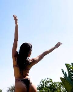 પહેલી ફિલ્મ બાદ વધુ સ્ટાઇલિશ દેખાઇ રહ્યો છે Alaya Fનો અંદાજ, જુઓ લેટેસ્ટ તસવીરો....