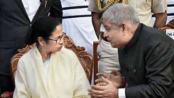 WB Election Results 2021: রাজ্যপালের সঙ্গে দেখা করতে রাজভবনে পৌঁছলেন মমতা বন্দ্যোপাধ্যায়