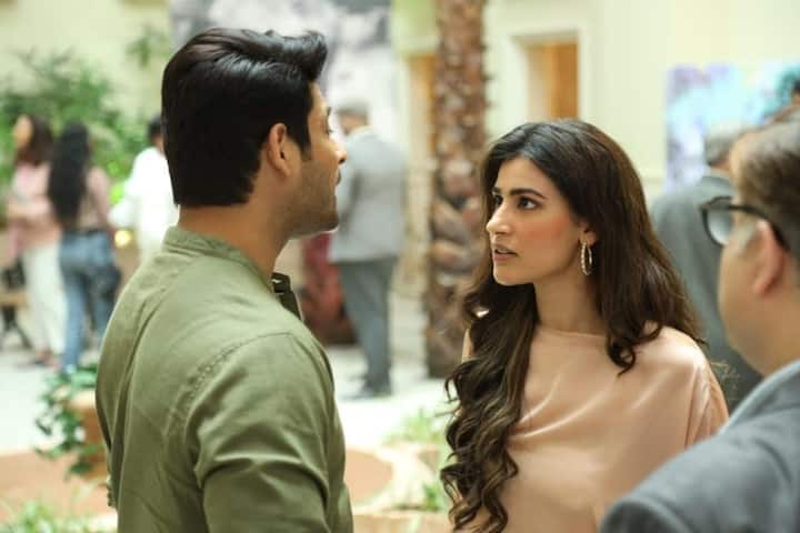 Sidharth Shukla shot to fame after playing the role of Shiv in Balika Vadhu. He later essayed the character of Parth in 'Dil Se Dil Tak' opposite Rashami Desai. Shukla hogged all the limelight while participating in Salman Khan's 'Bigg Boss 13'. (All PICS Credit: Instagram)