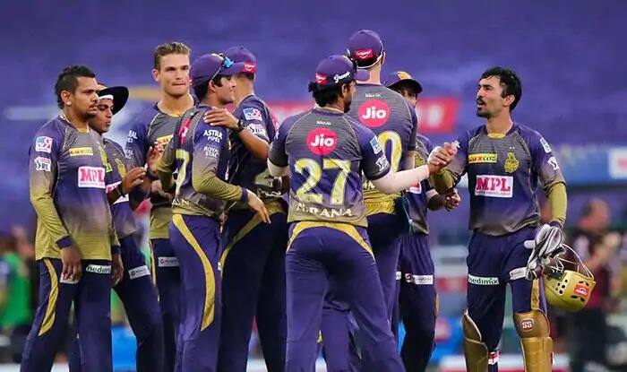 IPL 2021: varun chakravarthy got Covid positive during hospital visit in green channel સખત બાયૉ બબલ હોવા છતાં કોરોનાની ઝપેટમાં કેવી રીતે આવી ગયા કોલકત્તાના ખેલાડીઓ, સામે આવ્યુ આ મોટુ કારણ